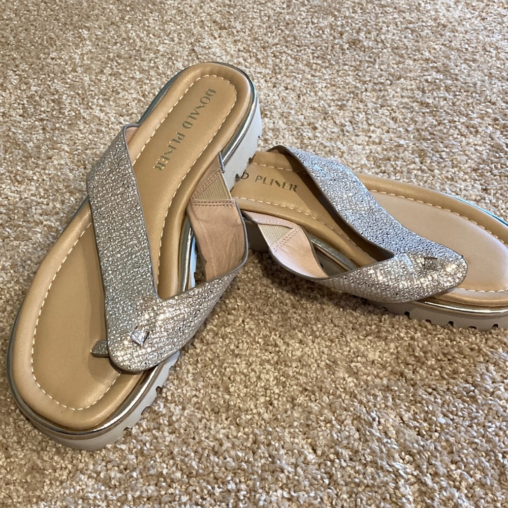 Donald Pliner  silver sandal.